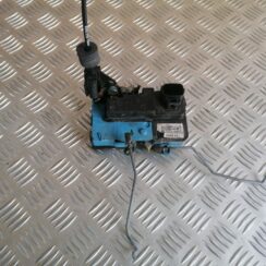 Priekšējo kreiso durvju slēdzene priekš VOLVO V70 2004