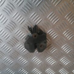 Pārsega slēdzene priekš VOLVO V70 2004