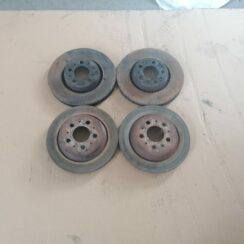 Bremžu diski priekš VOLVO V70 2004