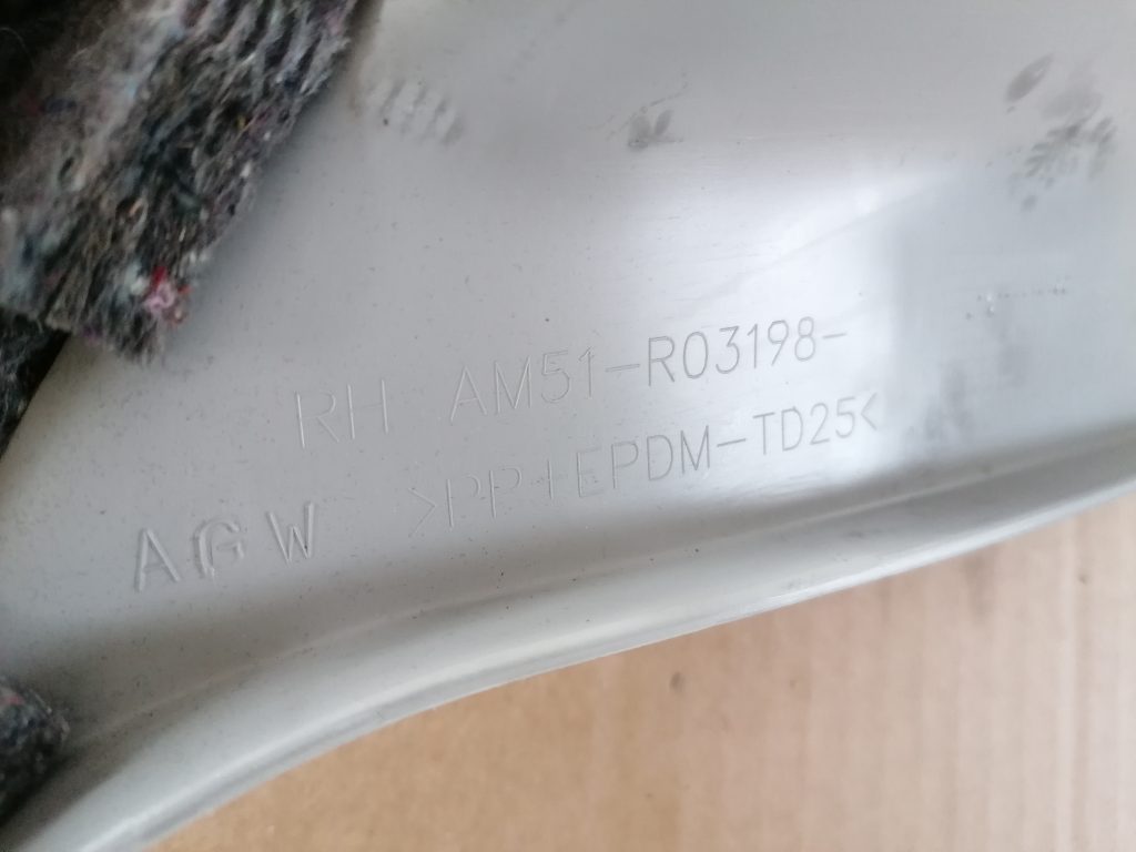 Priekšējas salona statnes apdare priekš FORD C-MAX 2011 3 Priekšējas salona statnes apdare priekš FORD C-MAX 2011