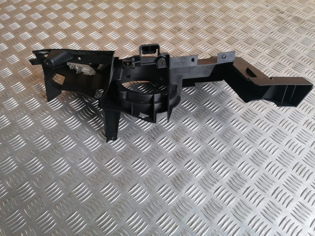 Salona plastmasa priekš CITROEN C4 2006 3 Salona plastmasa priekš CITROEN C4 2006