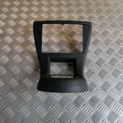 Dekoratīvs rāmis pārnesumu selektoram priekš CITROEN C4 2006