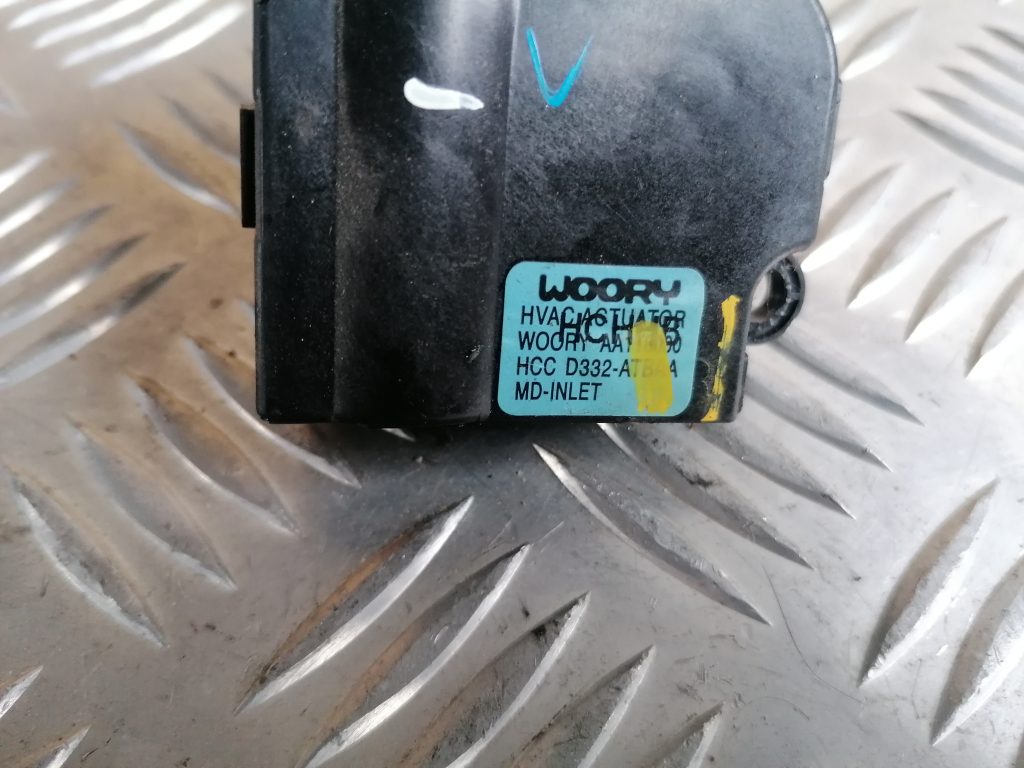 Apsildes sistēmas aktuators priekš HYUNDAI I30 2012