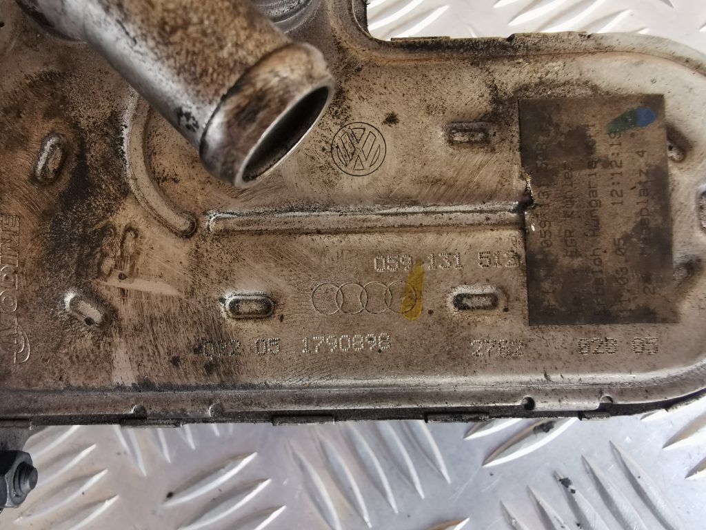 EGR vārsta dzesētājs priekš VW PHAETON 2005 4 EGR vārsta dzesētājs priekš VW PHAETON 2005