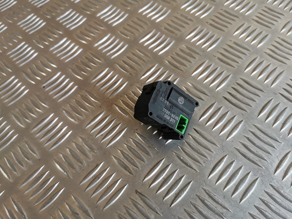 Apsildes sistēmas aktuators priekš VW PHAETON 2005