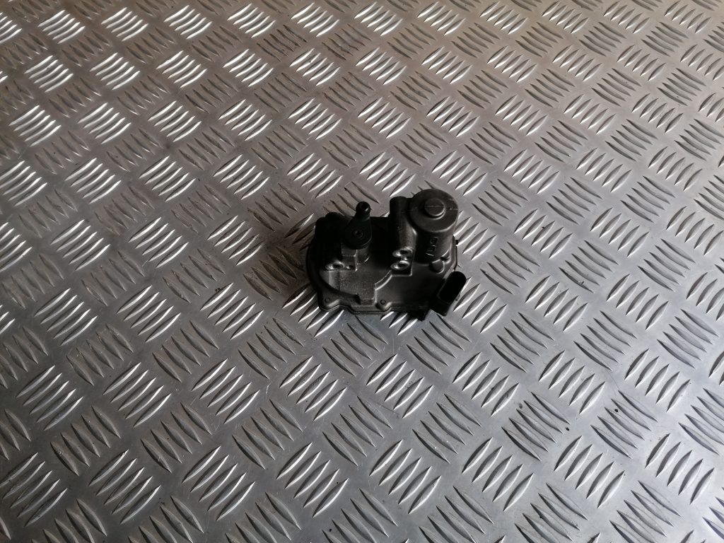 Ieplūdes kolektora garuma mērīšanas mehānisms priekš VW PHAETON 2005