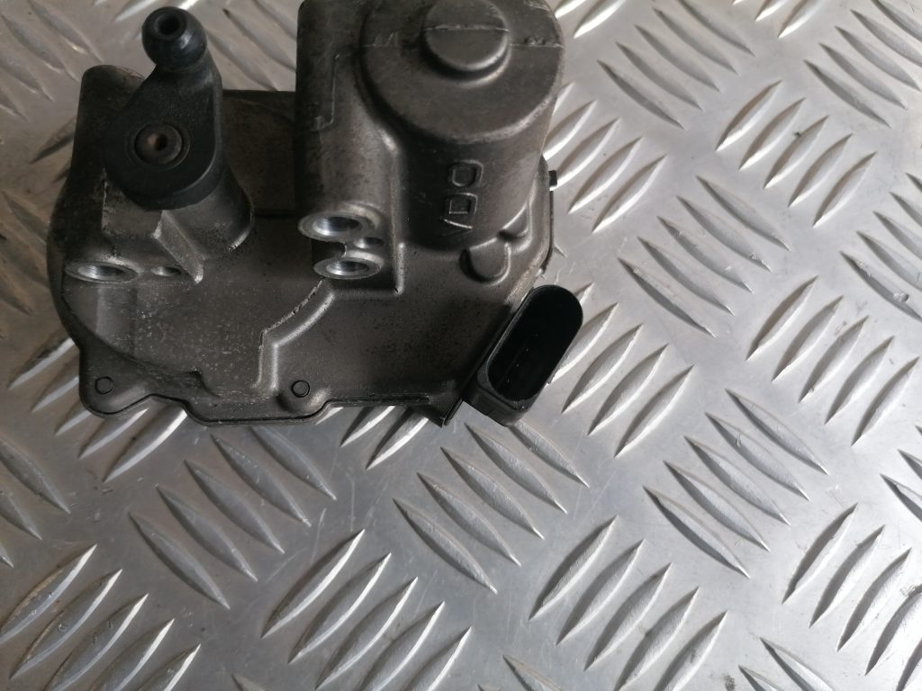 Ieplūdes kolektora garuma mērīšanas mehānisms priekš VW PHAETON 2005