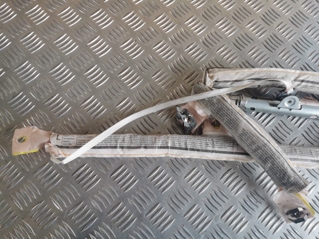 Griestu drošības spilvens, pa kreisi priekš VW PASSAT CC 2009 2 Griestu drošības spilvens, pa kreisi priekš VW PASSAT CC 2009