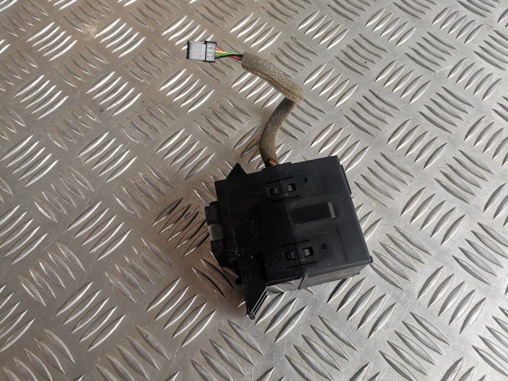 Aizdedzes slēdzene priekš LAND ROVER FREELANDER 2007