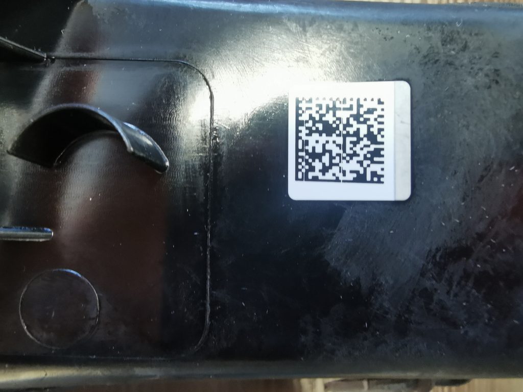 Aizmugurējais atstarotājs priekš VW Toureg 2010-2014 6 Aizmugurējais atstarotājs priekš VW Toureg 2010-2014