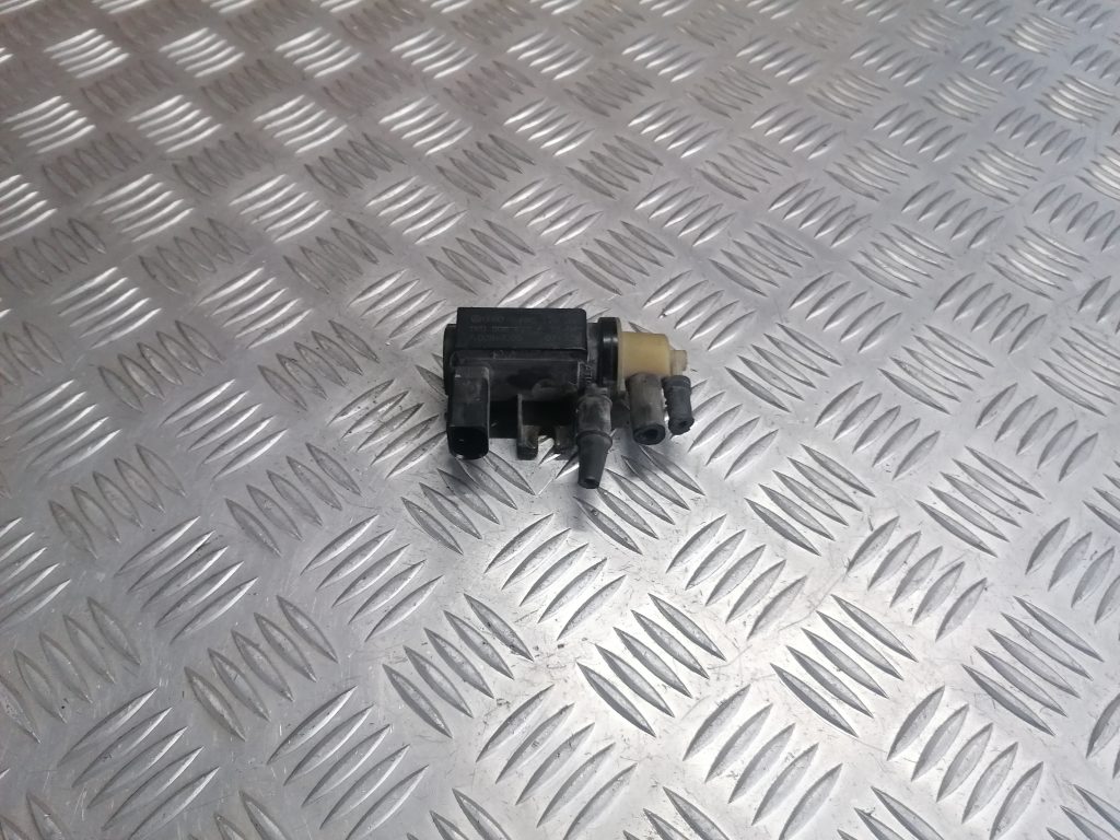 Solenoīda vakuuma vārsts priekš DODGE JOURNEY 2008 2 Solenoīda vakuuma vārsts priekš DODGE JOURNEY 2008