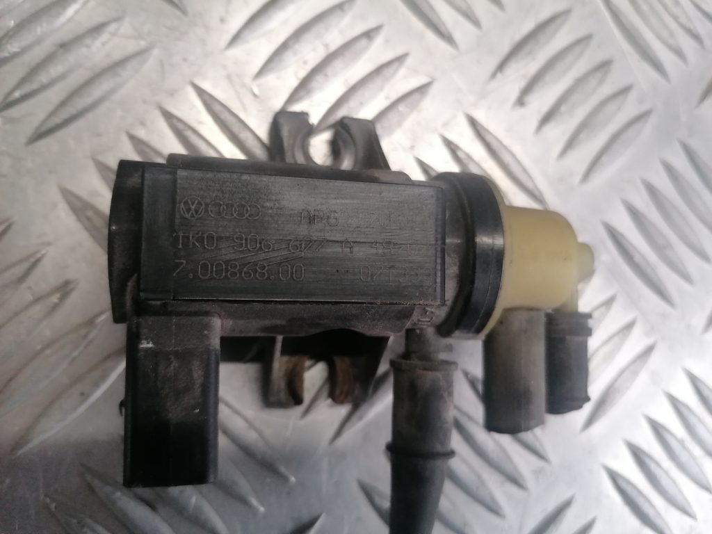 Solenoīda vakuuma vārsts priekš DODGE JOURNEY 2008 4 Solenoīda vakuuma vārsts priekš DODGE JOURNEY 2008