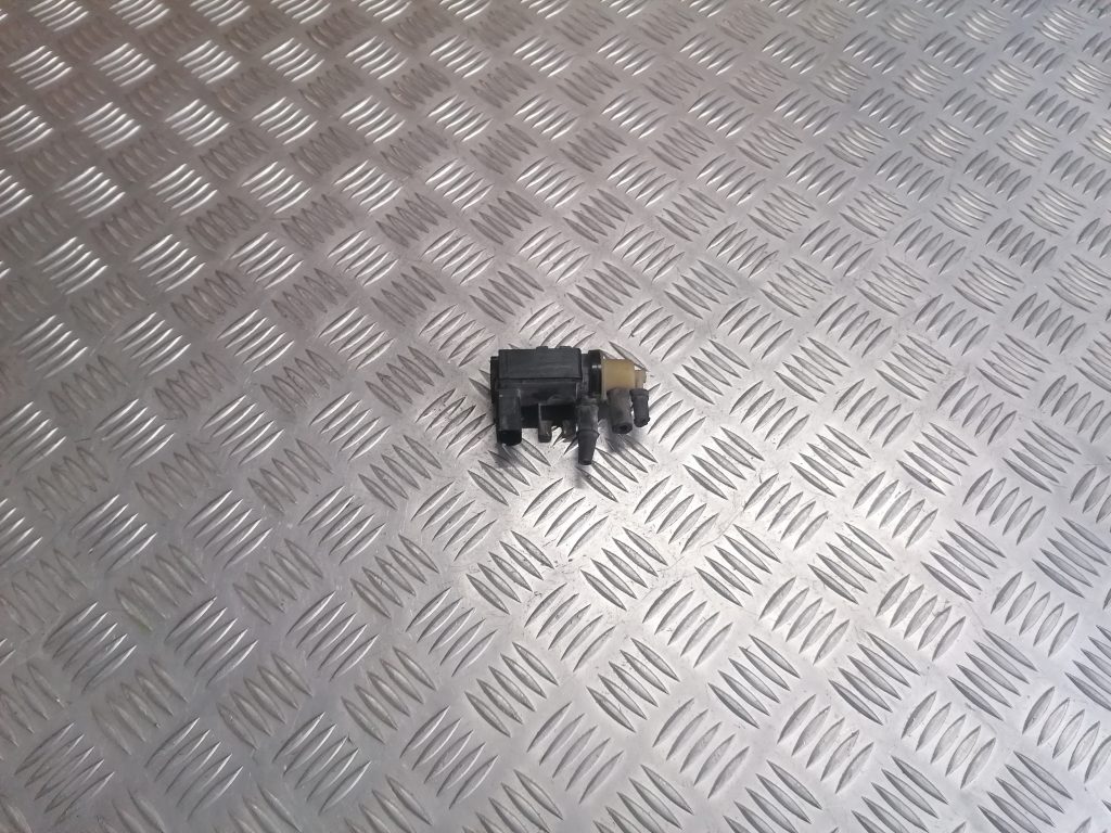 Solenoīda vakuuma vārsts priekš DODGE JOURNEY 2008 1 Solenoīda vakuuma vārsts priekš DODGE JOURNEY 2008