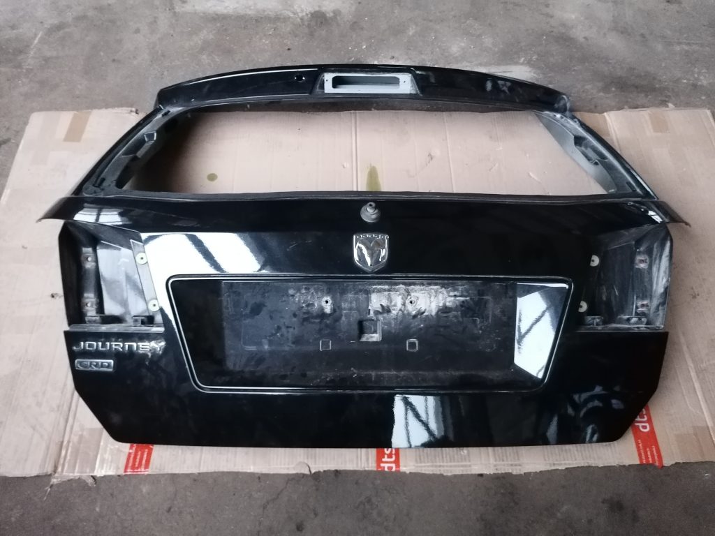 Bagāžnieka vāks priekš DODGE JOURNEY 2008 1 Bagāžnieka vāks priekš DODGE JOURNEY 2008