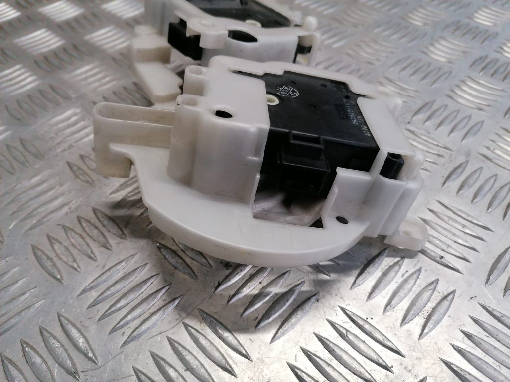 Apsildes sistēmas aktuators priekš SUBARU LEGACY 2011 5 Apsildes sistēmas aktuators priekš SUBARU LEGACY 2011