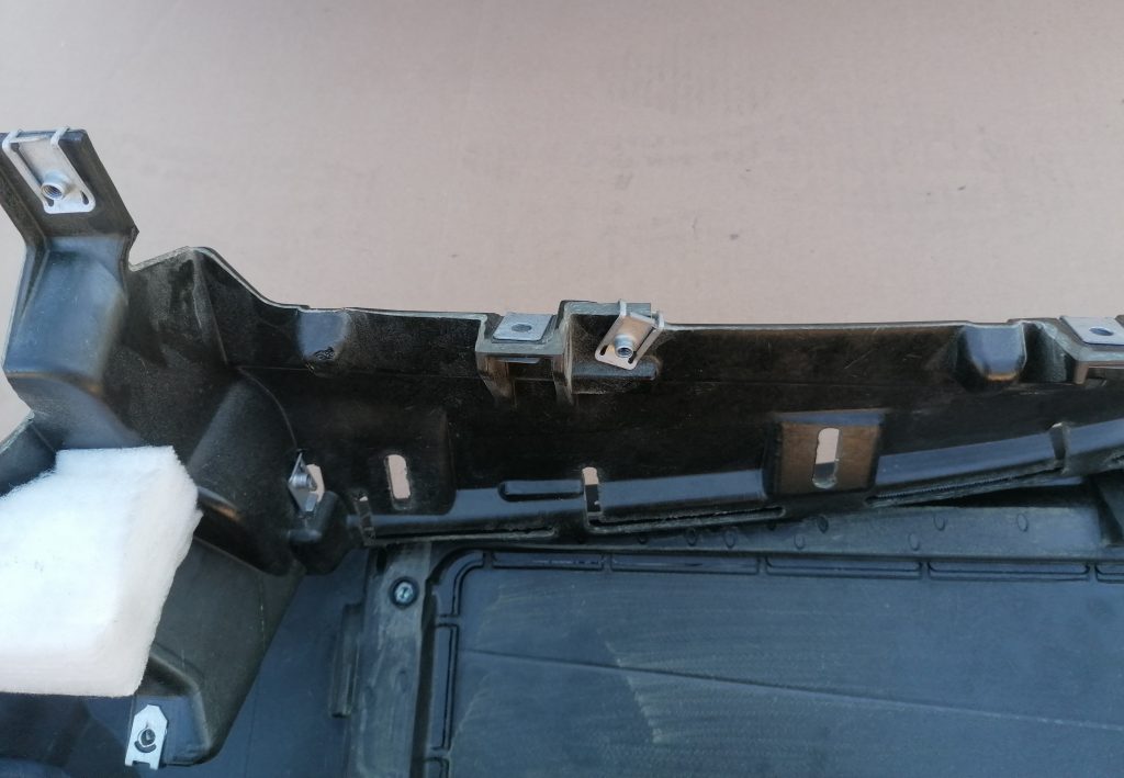 Mērinstrumentu panelis priekš MERCEDES BENZ CLS 320 2005 5 Mērinstrumentu panelis priekš MERCEDES BENZ CLS 320 2005