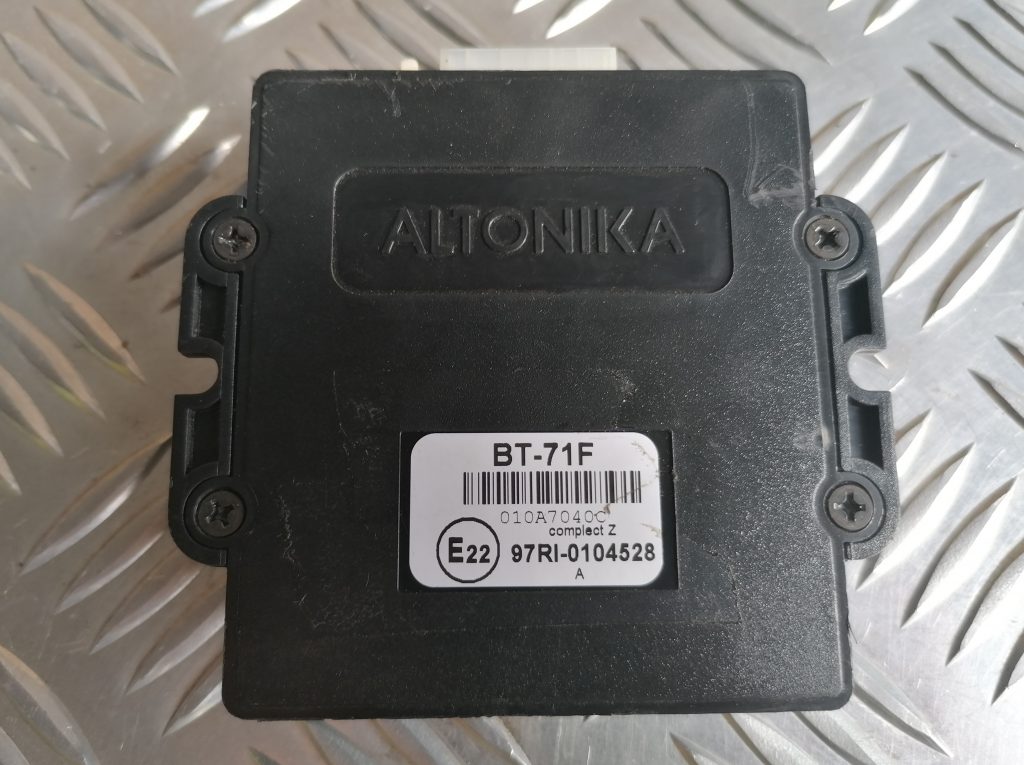 Signalizācijas vadības bloks priekš LEXUS IS250 2007 3 Signalizācijas vadības bloks priekš LEXUS IS250 2007