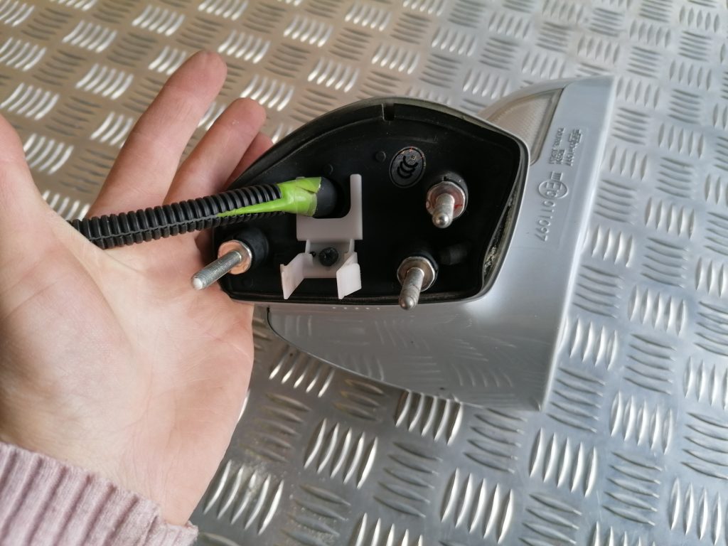 Ārējais spogulis, pa kreisi priekš LEXUS IS250 2007 5 Ārējais spogulis, pa kreisi priekš LEXUS IS250 2007