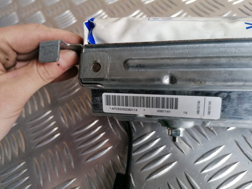 Mērinstrumentu paneļa drošības spilvens priekš NISSAN PATHFINDER 2006