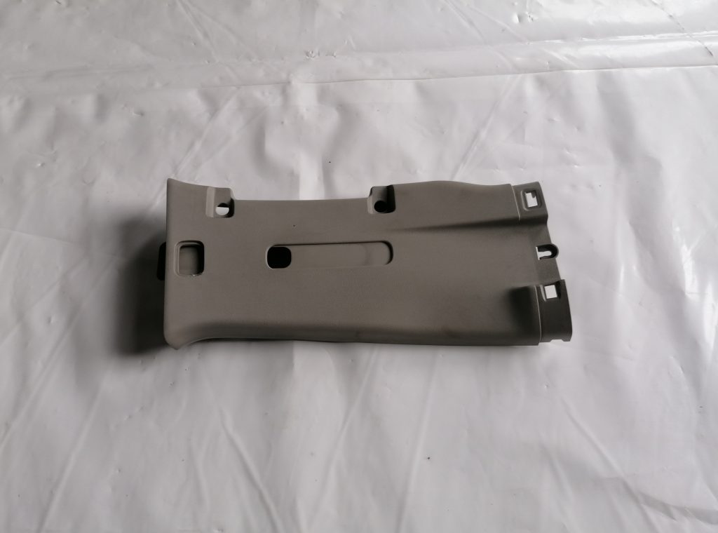 Vidējas salona statnes apdare priekš NISSAN PATHFINDER 2006 1 Vidējas salona statnes apdare priekš NISSAN PATHFINDER 2006