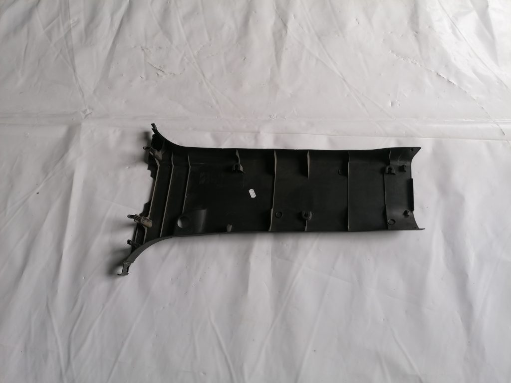 Vidējas salona statnes apdare priekš NISSAN PATHFINDER 2006 2 Vidējas salona statnes apdare priekš NISSAN PATHFINDER 2006