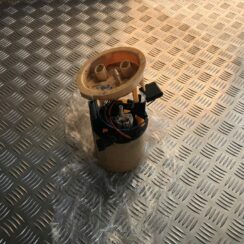 Degvielas tvertnes sūknis priekš BMW 1 E87 2009 WHITE