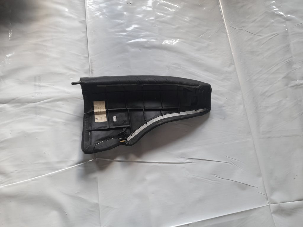 Aizmugurējo sēdekļu daļa priekš BMW 320D E46 2004 TOURING 2 Aizmugurējo sēdekļu daļa priekš BMW 320D E46 2004 TOURING