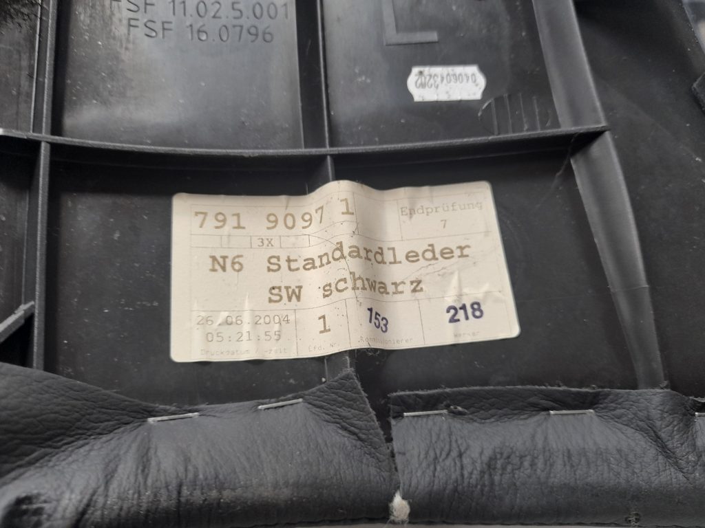 Aizmugurējo sēdekļu daļa priekš BMW 320D E46 2004 TOURING 5 Aizmugurējo sēdekļu daļa priekš BMW 320D E46 2004 TOURING