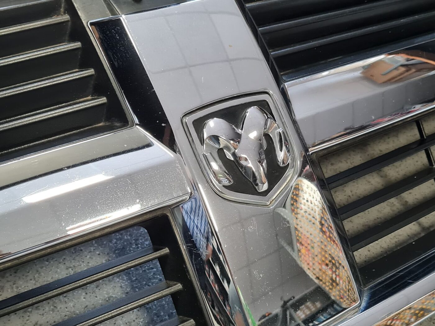 Bufera reste priekš DODGE JOURNEY 2008 12 Bufera reste priekš DODGE JOURNEY 2008