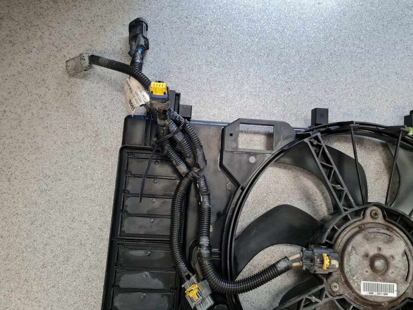 Dzesēšanas radiatora ventilators priekš PEUGEOT 508 2012 9 Dzesēšanas radiatora ventilators priekš PEUGEOT 508 2012