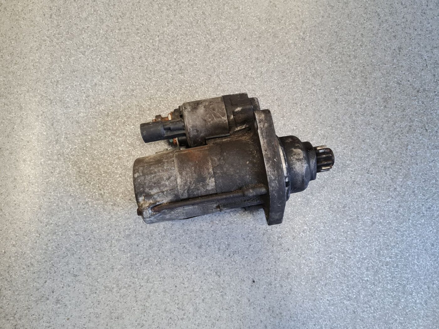 Starteris priekš VW PASSAT 2007 UNIVERSAL SILVER 1 Starteris priekš VW PASSAT 2007 UNIVERSAL SILVER