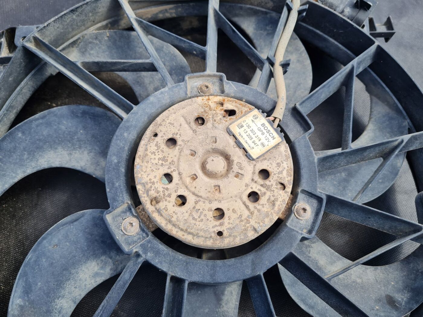 Dzesēšanas radiatora ventilators priekš OPEL ASTRA H 2005 GREEN 4 Dzesēšanas radiatora ventilators priekš OPEL ASTRA H 2005 GREEN