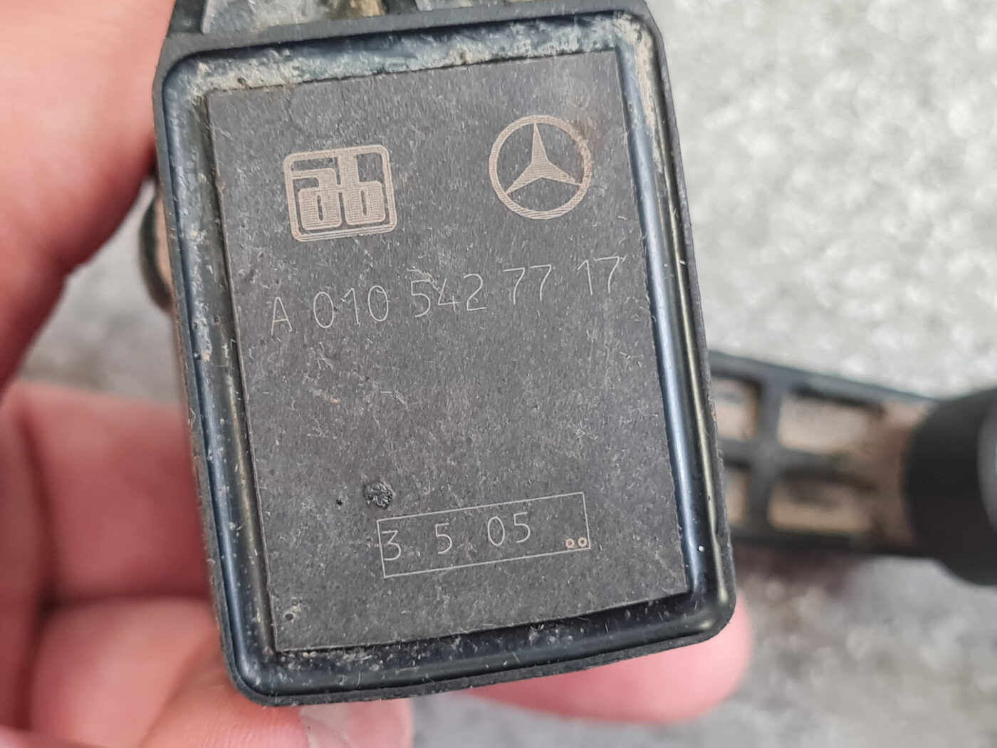 Lukturu diapazona korekcijas sensors, aizmugurē priekš MERCEDES BENZ ML320 2005 BLACK 6 Lukturu diapazona korekcijas sensors, aizmugurē priekš MERCEDES BENZ ML320 2005 BLACK