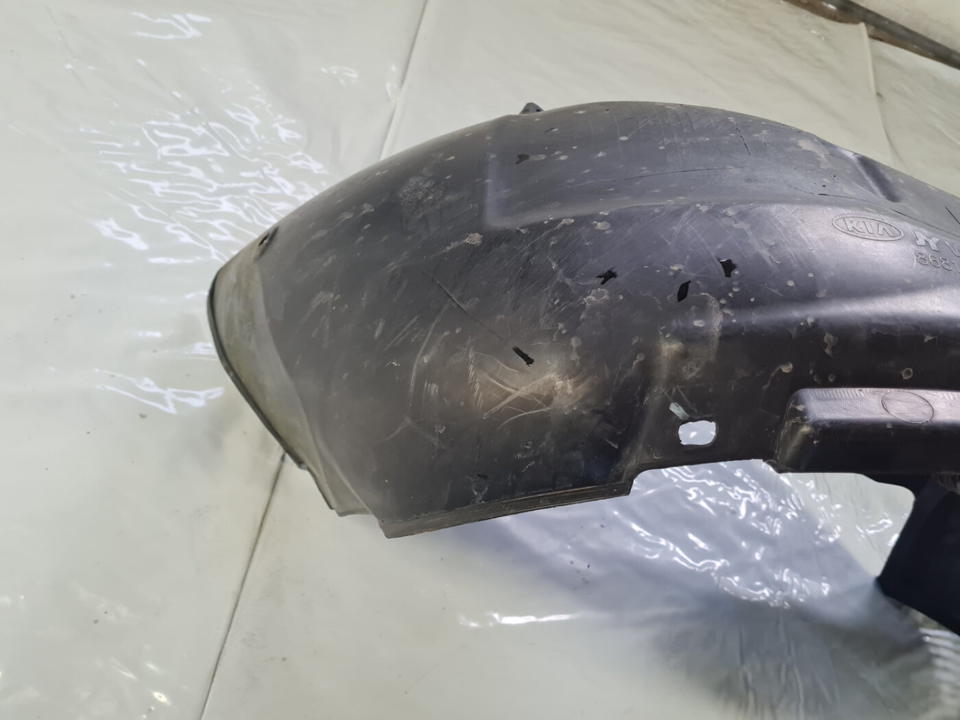 Priekšējais labais paspārns priekš KIA Sorento 2002-2009 868123E510 2 Priekšējais labais paspārns priekš KIA Sorento 2002-2009 868123E510