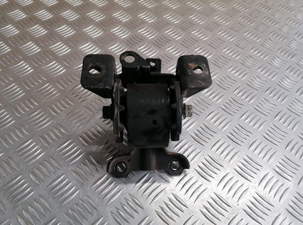 Dzinēja kronšteins priekš CITROEN C-CROSSER 2009 2 Dzinēja kronšteins priekš CITROEN C-CROSSER 2009