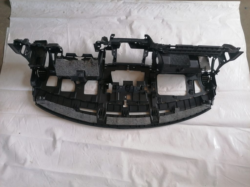 Mērinstrumentu panelis priekš CITROEN C-CROSSER 2009 1 Mērinstrumentu panelis priekš CITROEN C-CROSSER 2009