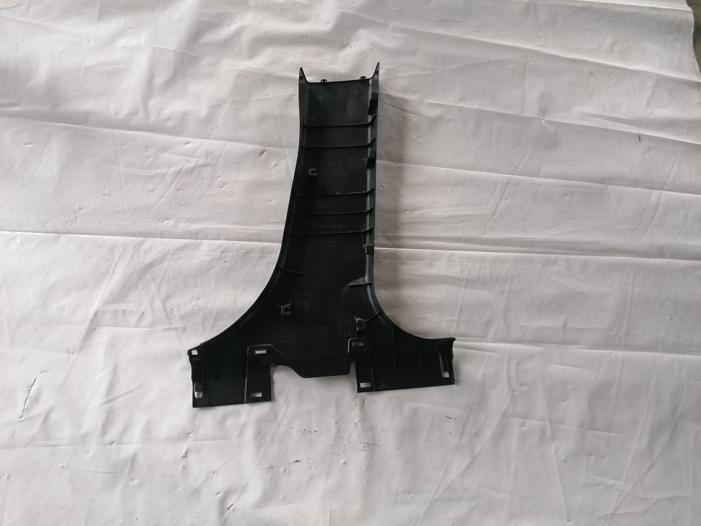 Vidējas salona statnes apdare priekš CITROEN C-CROSSER 2009