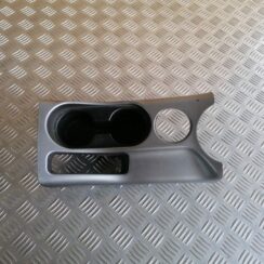 Krūzes turētājs priekš CITROEN C-CROSSER 2009