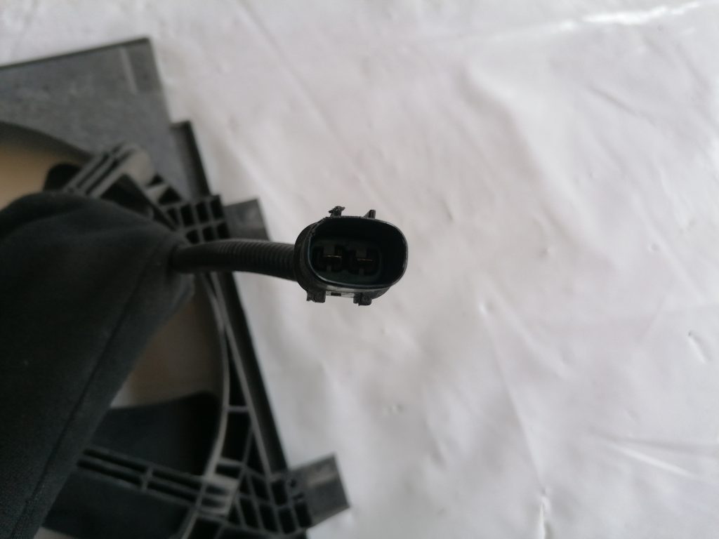 Dzesēšanas radiatora ventilators priekš CITROEN C-CROSSER 2009 2 Dzesēšanas radiatora ventilators priekš CITROEN C-CROSSER 2009