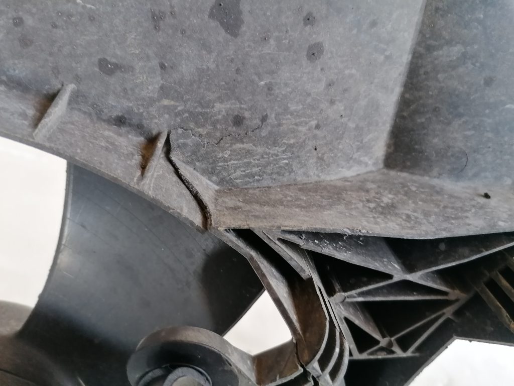 Dzesēšanas radiatora ventilators priekš CITROEN C-CROSSER 2009 8 Dzesēšanas radiatora ventilators priekš CITROEN C-CROSSER 2009