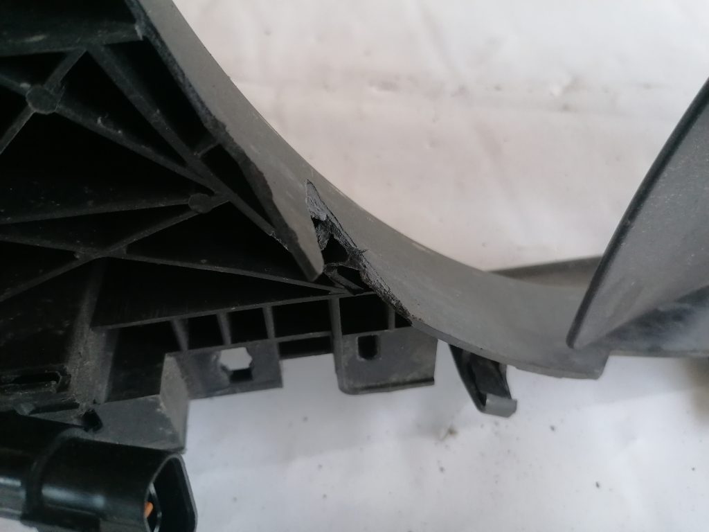 Dzesēšanas radiatora ventilators priekš CITROEN C-CROSSER 2009 4 Dzesēšanas radiatora ventilators priekš CITROEN C-CROSSER 2009