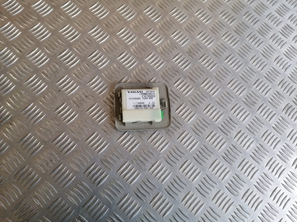 Signalizācijas vadības bloks priekš VOLVO XC70 2007