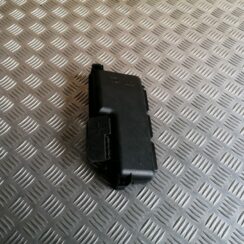 Drošinātāju kārbas korpusa vāks priekš VOLVO XC70 2007