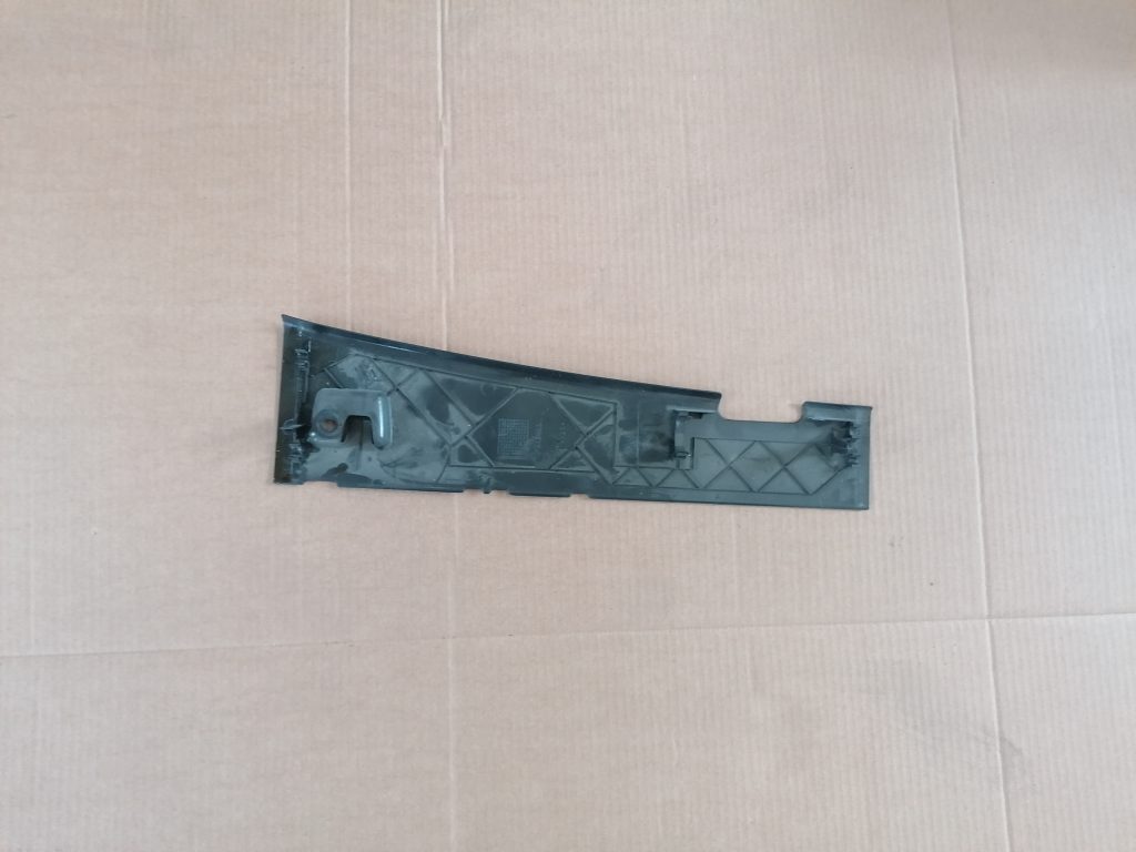 Bagāžnieka nodalījuma griestu uzlika priekš VOLVO XC70 2007 2 Bagāžnieka nodalījuma griestu uzlika priekš VOLVO XC70 2007