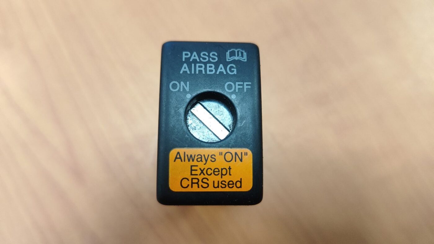 Drošības spilvena izslēgšanas slēdzis priekš MAZDA 6 2006 5 Drošības spilvena izslēgšanas slēdzis priekš MAZDA 6 2006