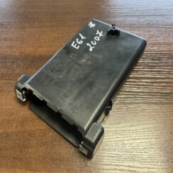 Krūzes turētājs priekš BMW 525D E61 2007 TOURING BLACK