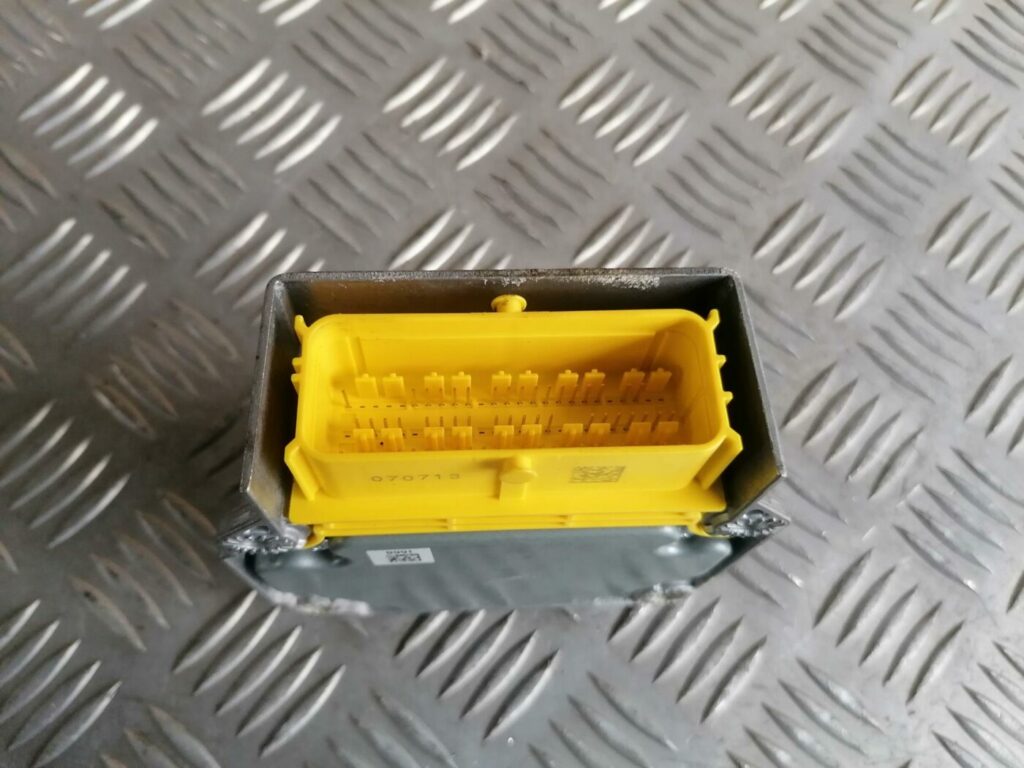 Drošības spilvena vadības bloks priekš AUDI A4 2008 AVANT