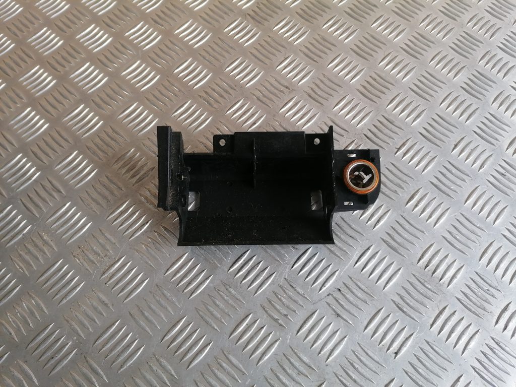 Pelnu trauks priekš OPEL ASTRA 2002 1 Pelnu trauks priekš OPEL ASTRA 2002