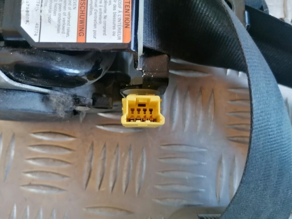 Priekšējā labā drošības josta priekš HONDA ACCORD 2007 YR562P 2 Priekšējā labā drošības josta priekš HONDA ACCORD 2007 YR562P