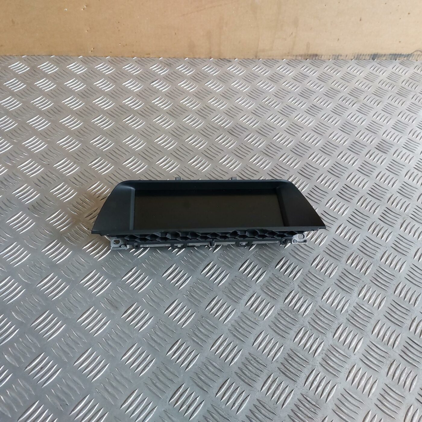 Displejs priekš BMW 520D F11 2011 TOURING 1 Displejs priekš BMW 520D F11 2011 TOURING